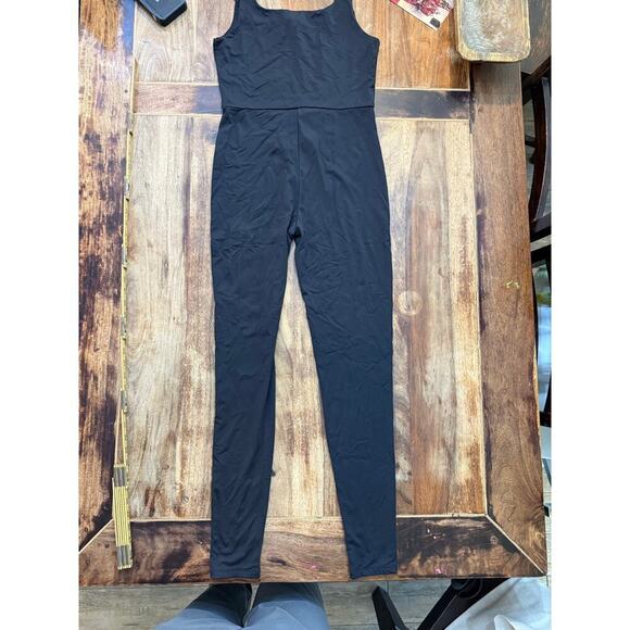 House Of Harlow 1960 Black All Day Contour Sleeveless Jumpsuit Size Large - Picture 7 of 8